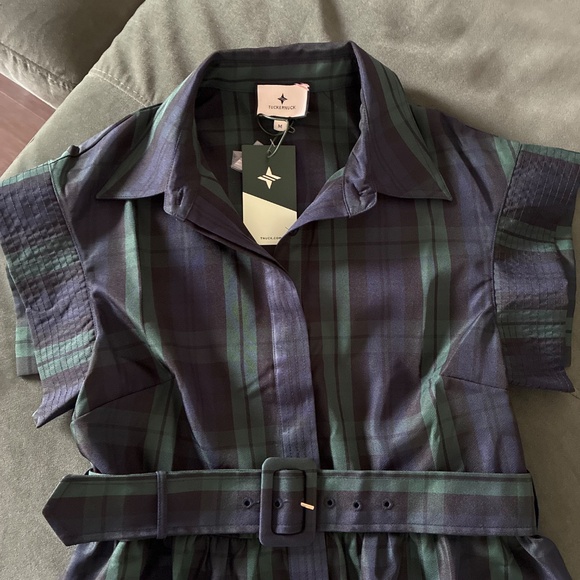 NWT Tuckernuck Chloe shirt dress in blackwatch plaid M - Picture 3 of 11